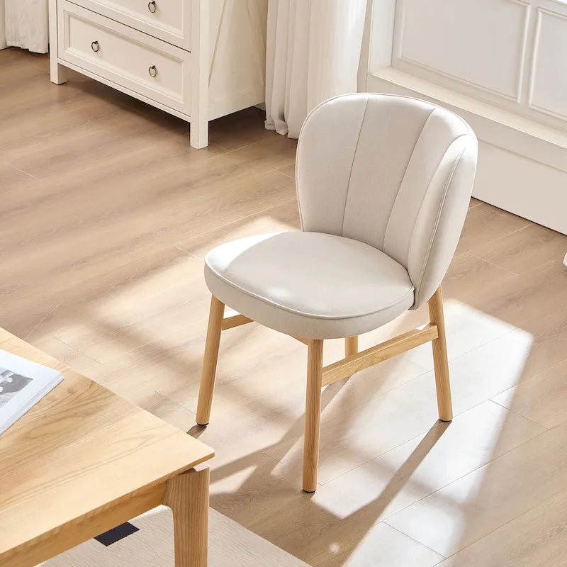 Chaise de salle à manger moderne sans accoudoirs, avec structure en bois et assise rembourrée, adaptée à la cuisine, au salon et au restaurant