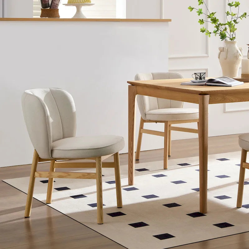 Chaise de salle à manger moderne sans accoudoirs, avec structure en bois et assise rembourrée, adaptée à la cuisine, au salon et au restaurant