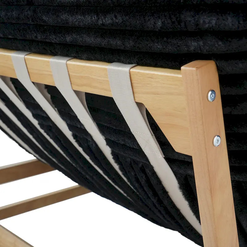 Großer, plüschiger Sitzsack-Loungesessel mit massivem Holzgestell, bequemer Loungesessel mit Daunenfüllung
