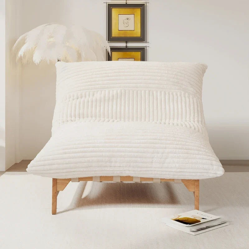 Großer, plüschiger Sitzsack-Loungesessel mit massivem Holzgestell, bequemer Loungesessel mit Daunenfüllung