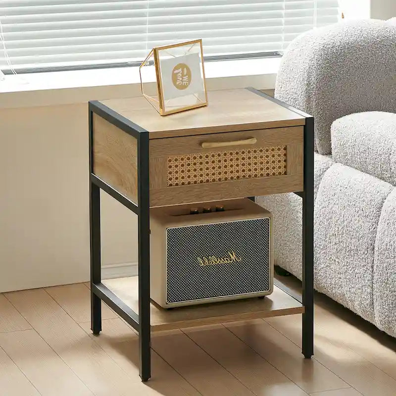 Rattan-Nachttisch mit 1 Schublade und Ablage