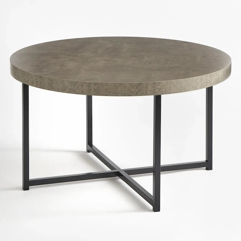 Minimalistischer Couchtisch im skandinavischen Stil
