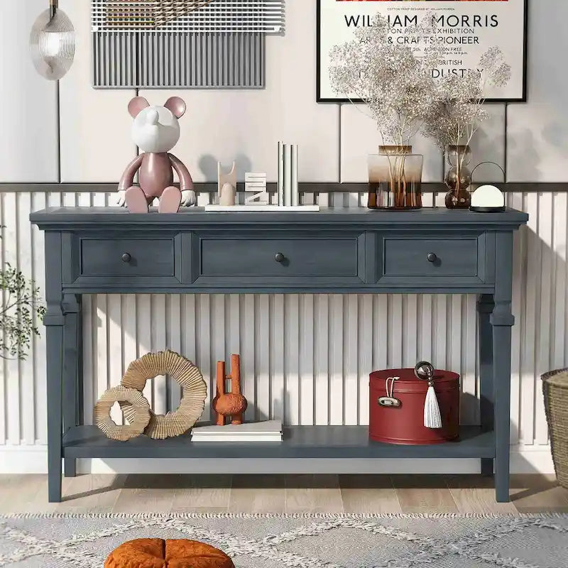 Table console de style rétro classique de 50L, avec trois tiroirs supérieurs et une étagère inférieure ouverte (gris délavé)